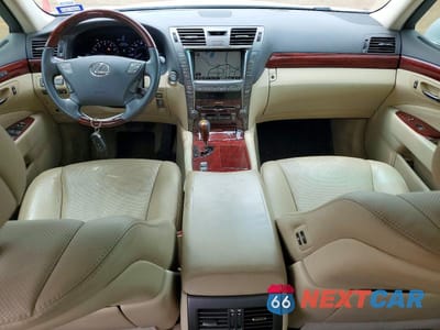 Zdjęcie 8 z 12 samochodu: 2008 LEXUS LS 460 VIN:JTHBL46F385065991 - miniatura