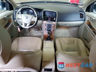 Zdjęcie 8 z 13 samochodu: 2016 VOLVO XC60 T5 PREMIER VIN:YV4612RK7G2839579 - miniatura