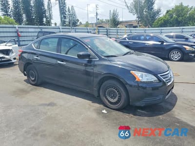 Czwarte zdjęcie samochodu z boku: 2012 NISSAN VERSA SV VIN:3N1AB7AP6FL688684 - miniatura