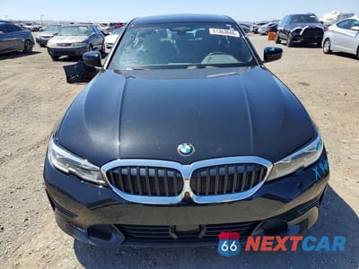 Piąte zdjęcie samochodu w środku: 2021 BMW 330E VIN:3MW5P7J00M8B75625 - miniatura
