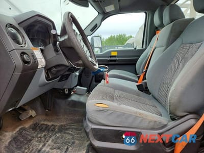 Zdjęcie 7 z 12 samochodu: 2016 FORD F450 SUPER DUTY VIN:1FDUF4GTXGEC07317 - miniatura