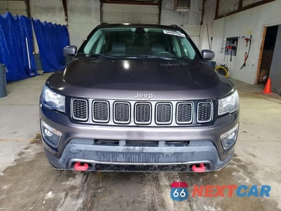 Piąte zdjęcie samochodu w środku: 2017 JEEP COMPASS TRAILHAWK VIN:3C4NJDDB9HT639840 - miniatura