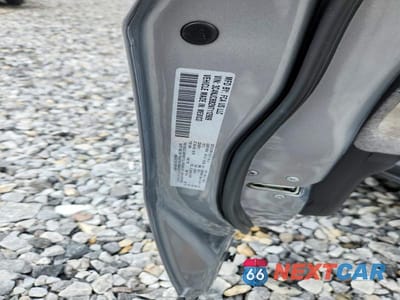 Zdjęcie 13 z 13 samochodu: 2022 JEEP COMPASS LATITUDE VIN:3C4NJCBB2NT112909 - miniatura