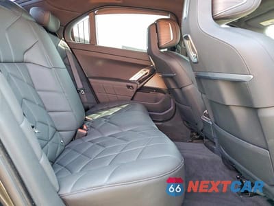 Zdjęcie 10 z 12 samochodu: 2023 BMW 740 I VIN:WBA23EH05PCN46574 - miniatura