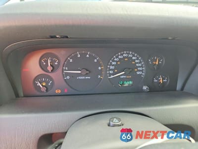 Zdjęcie 9 z 13 samochodu: 2004 JEEP GRAND CHEROKEE LAREDO VIN:1J8GX48SX4C295659 - miniatura