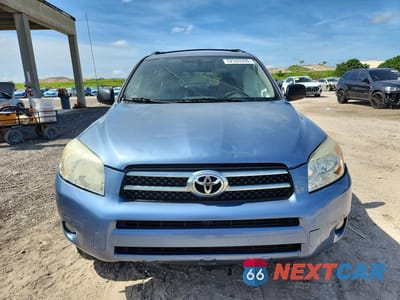 Piąte zdjęcie samochodu w środku: 2008 TOYOTA RAV4 LIMITED VIN:JTMZD31V586064924 - miniatura