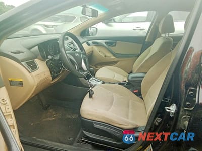 Zdjęcie 7 z 13 samochodu: 2012 HYUNDAI ELANTRA GLS VIN:KMHDH4AE3CU475713 - miniatura