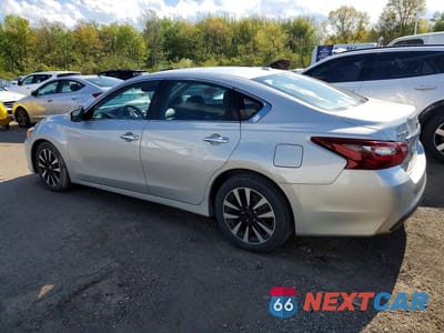 Drugie zdjęcie samochodu z przodu: 2018 NISSAN ALTIMA 2.5 SL VIN:1N4AL3AP4JC194286 - miniatura