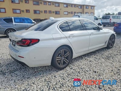 Trzecie zdjęcie samochodu z tyłu: 2021 BMW 530 I VIN:WBA53BH03MWW99105 - miniatura