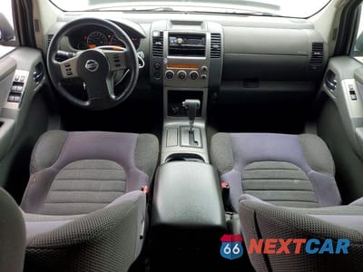 Zdjęcie 8 z 13 samochodu: 2006 NISSAN PATHFINDER S VIN:5N1AR18W46C676639 - miniatura