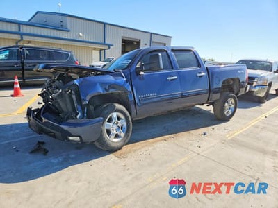 2011 CHEVROLET SILVERADO K1500 LTZ 3GCPKTE34BG186590 - główne zdjęcie licytacji z USA - miniatura