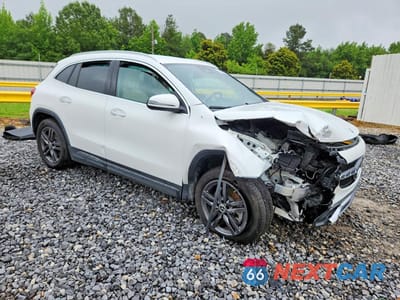 Czwarte zdjęcie samochodu z boku: 2025 MERCEDES-BENZ GLA 250 VIN:W1N4N4GB0SJ697161 - miniatura