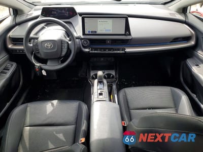Zdjęcie 8 z 13 samochodu: 2023 TOYOTA PRIUS XLE VIN:JTDADABU9P3001848 - miniatura