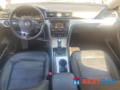Zdjęcie 8 z 12 samochodu: 2013 VOLKSWAGEN PASSAT SE VIN:1VWBH7A31DC085791 - miniatura
