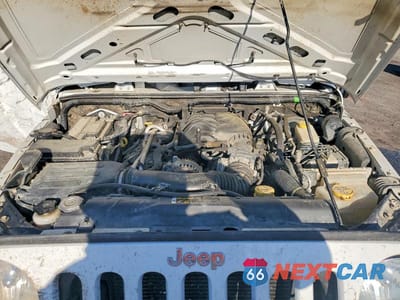 Zdjęcie 11 z 12 samochodu: 2018 JEEP WRANGLER UNLIMITED SPORT VIN:1C4BJWDG4JL860113 - miniatura