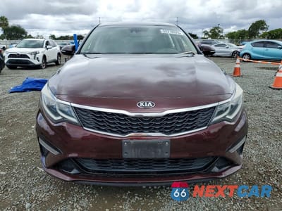 Piąte zdjęcie samochodu w środku: 2020 KIA OPTIMA LX VIN:5XXGT4L31LG402809 - miniatura
