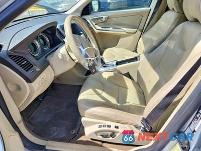 Zdjęcie 7 z 12 samochodu: 2013 VOLVO XC60 3.2 VIN:YV4952DL8D2383010 - miniatura