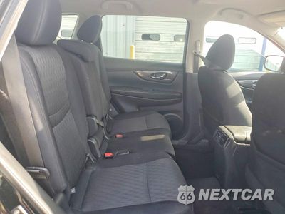 Zdjęcie 11 z 14 samochodu: 2019 NISSAN ROGUE S VIN:5N1AT2MTXKC764169 - miniatura