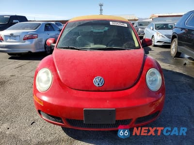 Piąte zdjęcie samochodu w środku: 2007 VOLKSWAGEN NEW BEETLE CONVERTIBLE OPTION PACKAGE 1 VIN:3VWRF31Y57M402726 - miniatura