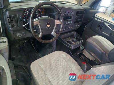 Zdjęcie 8 z 14 samochodu: 2014 CHEVROLET EXPRESS G3500 VIN:1GB0G2CL1E1194251 - miniatura