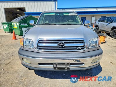 Piąte zdjęcie samochodu w środku: 2002 TOYOTA TUNDRA SR5 V8 VIN:5TBBT44122S263867 - miniatura