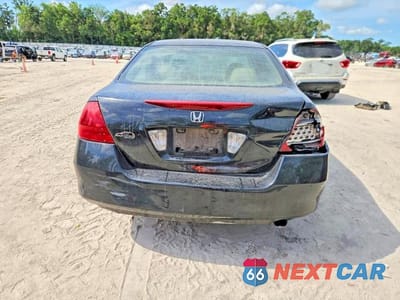 Zdjęcie 6 z 12 samochodu: 2007 HONDA ACCORD SE VIN:1HGCM56337A112278 - miniatura
