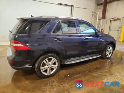 Trzecie zdjęcie samochodu z tyłu: 2012 MERCEDES-BENZ ML 350 4MATIC VIN:4JGDA5HB4CA031845 - miniatura