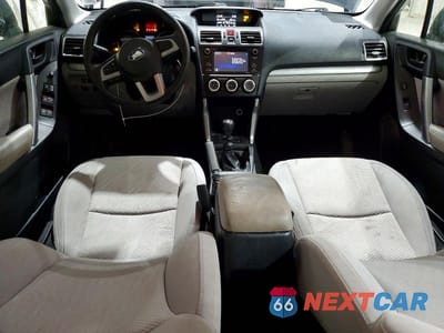 Zdjęcie 8 z 12 samochodu: 2018 SUBARU FORESTER 2.5I VIN:JF2SJAAC9JG602328 - miniatura