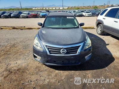 Piąte zdjęcie samochodu w środku: 2014 NISSAN ALTIMA 2.5 S VIN:1N4AL3AP9EC266704 - miniatura