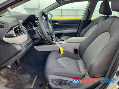 Zdjęcie 7 z 12 samochodu: 2020 TOYOTA CAMRY LE VIN:4T1C11AK5LU328670 - miniatura