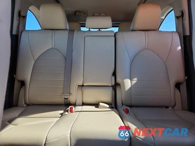 Zdjęcie 10 z 13 samochodu: 2021 TOYOTA HIGHLANDER XLE VIN:5TDHZRBH5MS551589 - miniatura