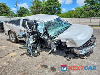 Czwarte zdjęcie samochodu z boku: 2019 CHEVROLET SILVERADO K1500 LTZ VIN:3GCUYGED9KG139539 - miniatura