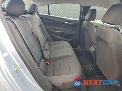Zdjęcie 10 z 13 samochodu: 2018 CHEVROLET CRUZE LS VIN:1G1BC5SM1J7208807 - miniatura