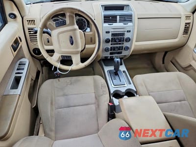Zdjęcie 8 z 13 samochodu: 2010 FORD ESCAPE XLT VIN:1FMCU0D74AKA94006 - miniatura