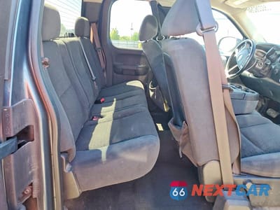 Zdjęcie 10 z 12 samochodu: 2008 CHEVROLET SILVERADO K1500 VIN:2GCEK19J781234279 - miniatura
