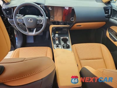 Zdjęcie 8 z 13 samochodu: 2025 LEXUS NX 350H BASE VIN:2T2AKCEZ6SC053801 - miniatura