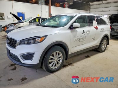 2016 KIA SORENTO LX 5XYPGDA35GG047183 - główne zdjęcie licytacji z USA - miniatura
