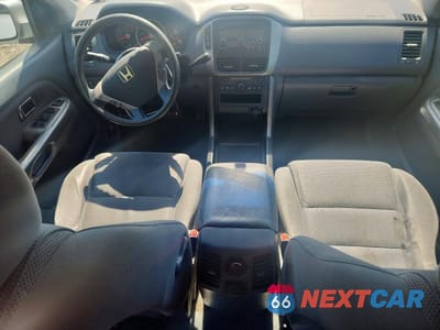 Zdjęcie 8 z 13 samochodu: 2006 HONDA PILOT EX VIN:2HKYF18446H516341 - miniatura