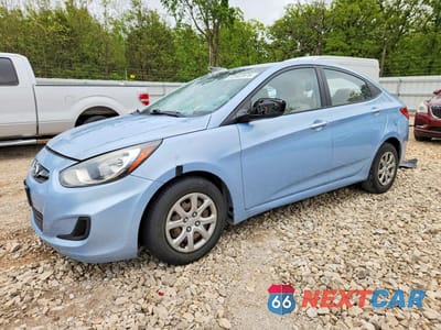 2013 HYUNDAI ACCENT KMHCT4AE1DU531899 - główne zdjęcie licytacji z USA - miniatura