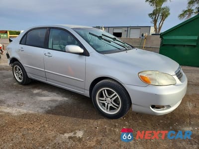 Czwarte zdjęcie samochodu z boku: 2005 TOYOTA COROLLA LE VIN:1NXBR32E95Z423812 - miniatura