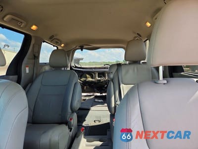 Zdjęcie 10 z 14 samochodu: 2020 TOYOTA SIENNA XLE 8-PASSENGER VIN:5TDYZ3DCXLS076826 - miniatura