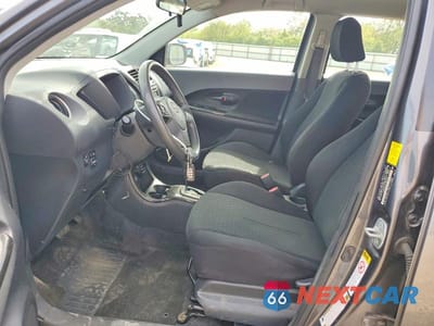 Zdjęcie 7 z 13 samochodu: 2010 SCION XD BASE VIN:JTKKU4B45AJ059019 - miniatura