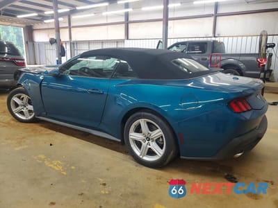 Drugie zdjęcie samochodu z przodu: 2026 FORD MUSTANG VIN:1FAGP8UH2T5112272 - miniatura