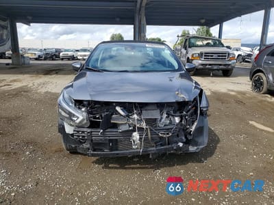 Piąte zdjęcie samochodu w środku: 2025 NISSAN VERSA SV VIN:3N1CN8EV4SL826456 - miniatura