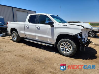 Czwarte zdjęcie samochodu z boku: 2025 CHEVROLET SILVERADO K1500 LT VIN:1GCRKDEK8SZ188624 - miniatura