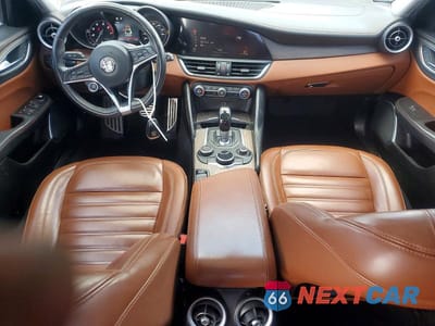 Zdjęcie 8 z 12 samochodu: 2018 ALFA ROMEO GIULIA TI Q4 VIN:ZARFAEEN9J7563779 - miniatura