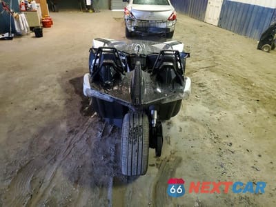 Zdjęcie 6 z 9 samochodu: 2019 POLARIS SLINGSHOT SLR VIN:57XAARFA0K8130488 - miniatura