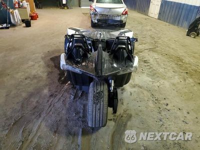 Zdjęcie 6 z 9 samochodu: 2019 POLARIS SLINGSHOT SLR VIN:57XAARFA0K8130488 - miniatura
