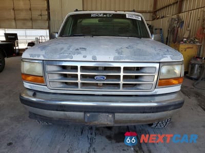 Piąte zdjęcie samochodu w środku: 1994 FORD F150 VIN:1FTEF14HXRLA26210 - miniatura