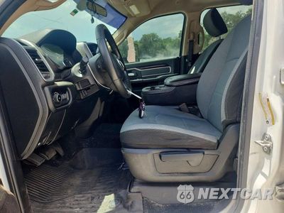 Zdjęcie 7 z 12 samochodu: 2019 RAM 2500 BIG HORN VIN:3C6UR5DLXKG624452 - miniatura